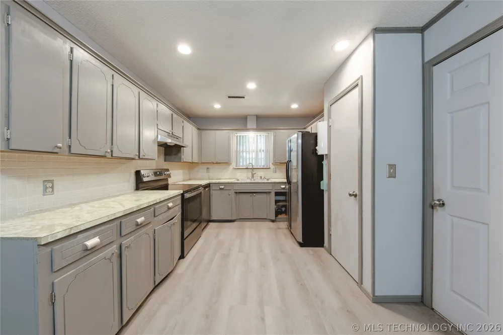 505 Morgan Lane Muldrow, OK 74948