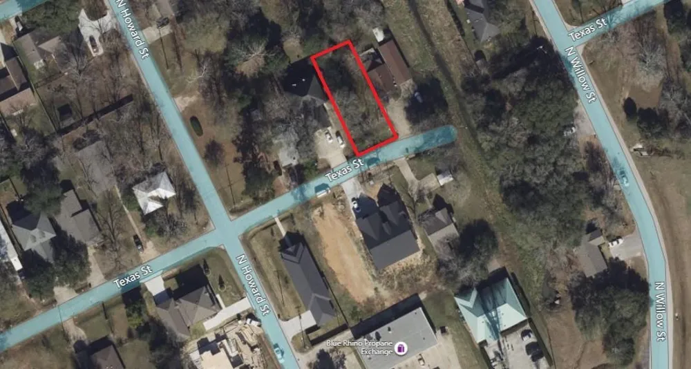 25 Texas Street Tomball, TX 77375