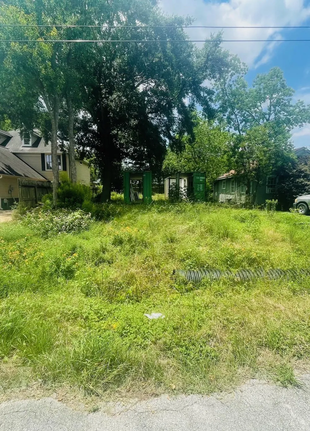 25 Texas Street Tomball, TX 77375