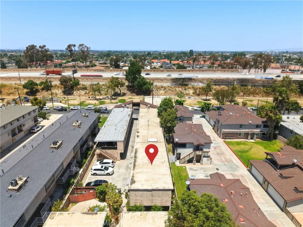 9312 Palm Street #205 Bellflower, CA 90706
