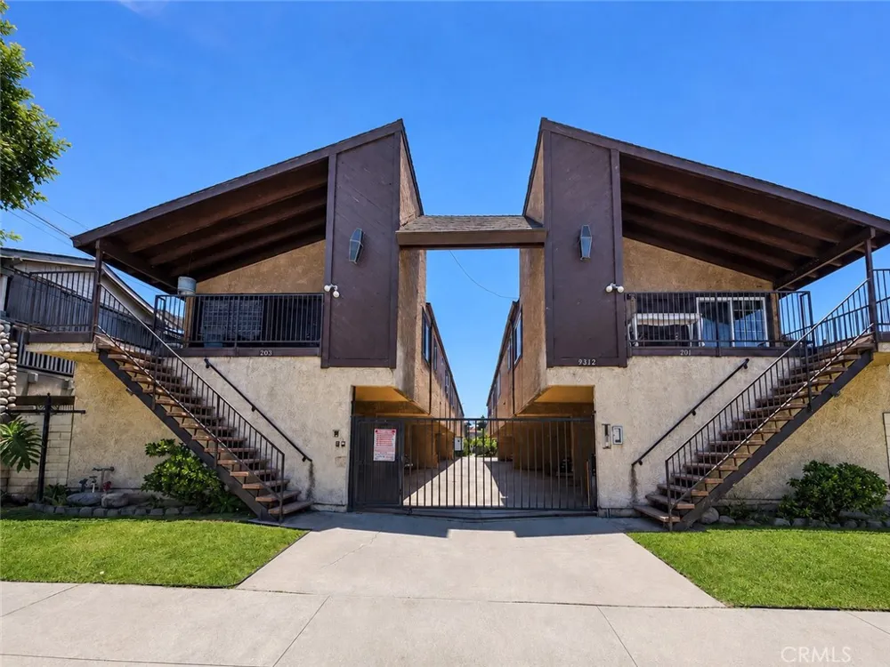 9312 Palm Street #205 Bellflower, CA 90706