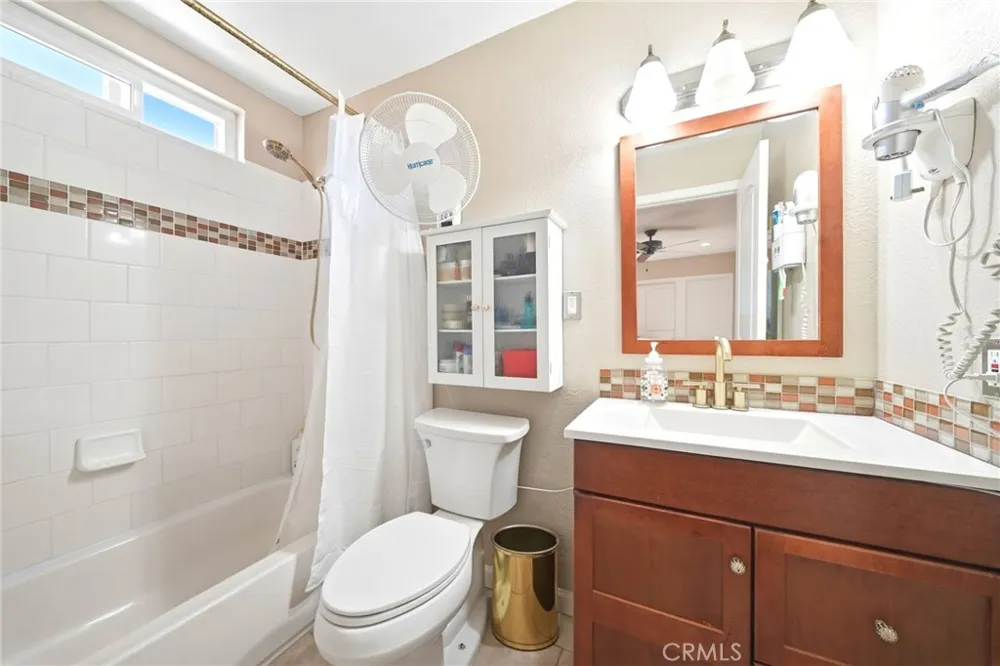 9312 Palm Street #205 Bellflower, CA 90706