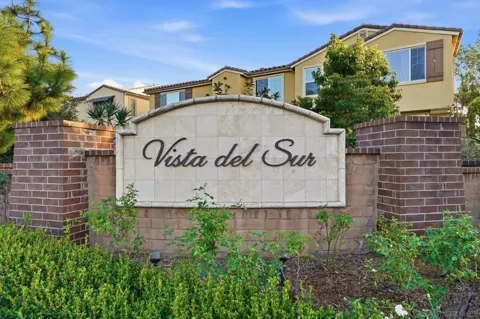 1585 San Alfonso