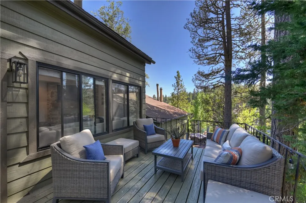 27657 Peninsula Dr. #135 Lake Arrowhead, CA 92352