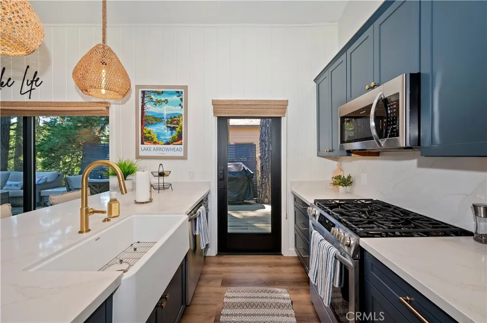 27657 Peninsula Dr. #135 Lake Arrowhead, CA 92352
