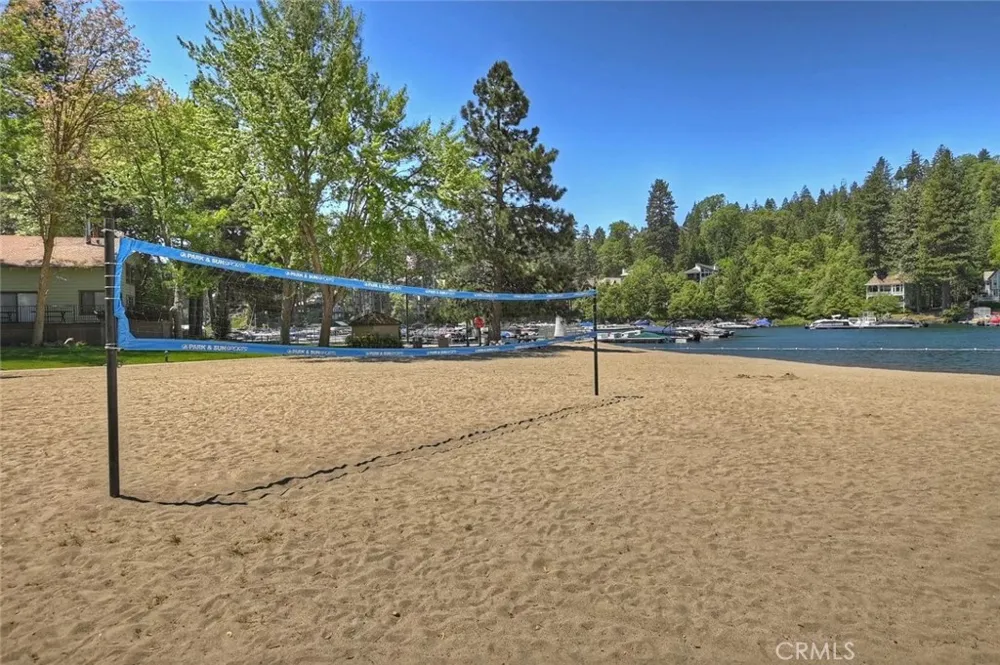 27657 Peninsula Dr. #135 Lake Arrowhead, CA 92352
