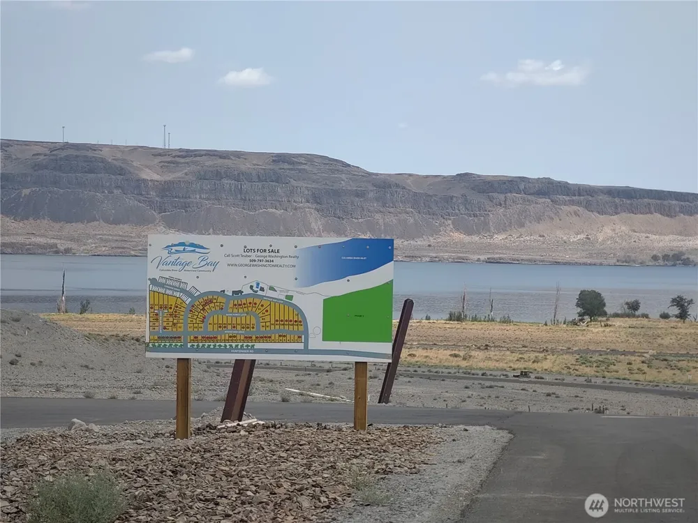 41 Basin Pointe Loop #98950 Vantage, WA 98926