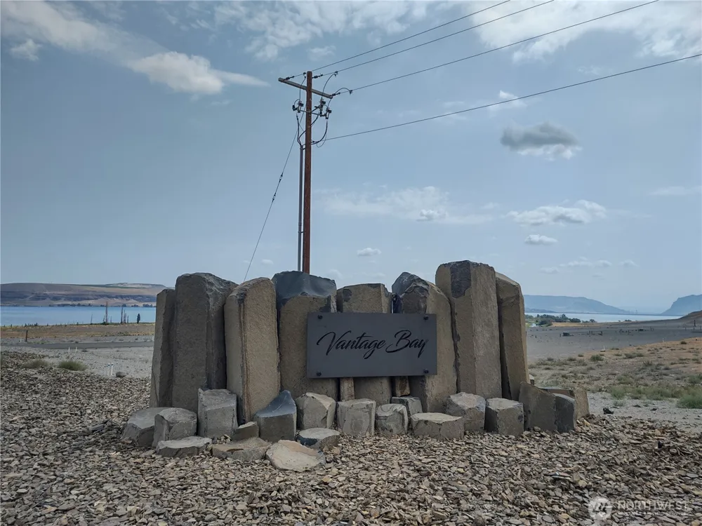 41 Basin Pointe Loop #98950 Vantage, WA 98926