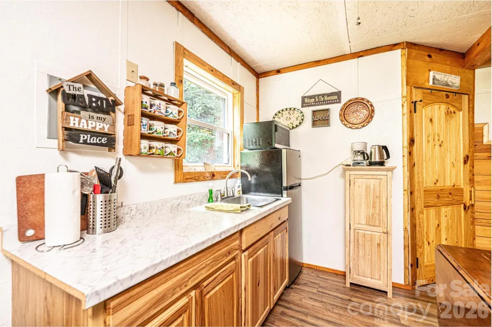 4462 Maple Grove Church Road Collettsville, NC 28611