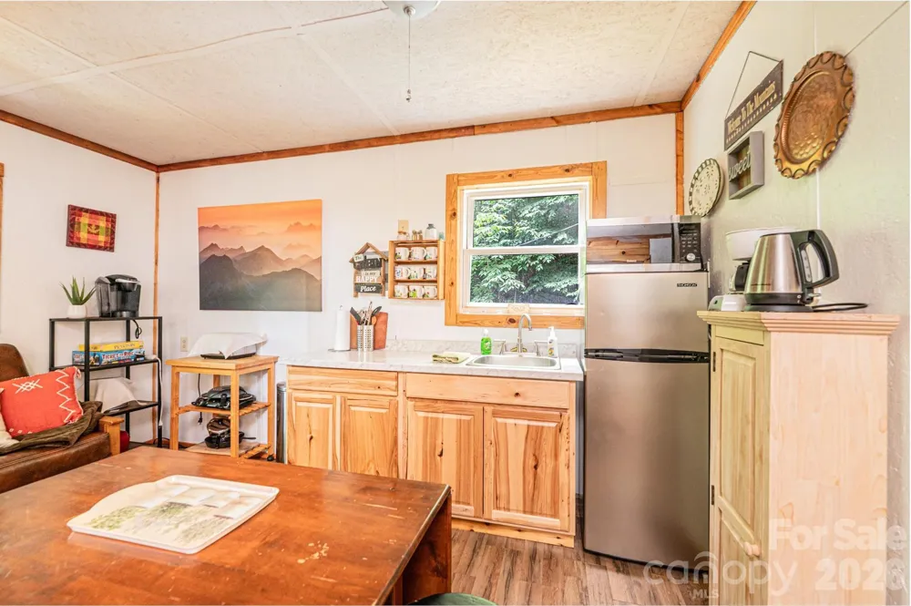 4462 Maple Grove Church Road Collettsville, NC 28611
