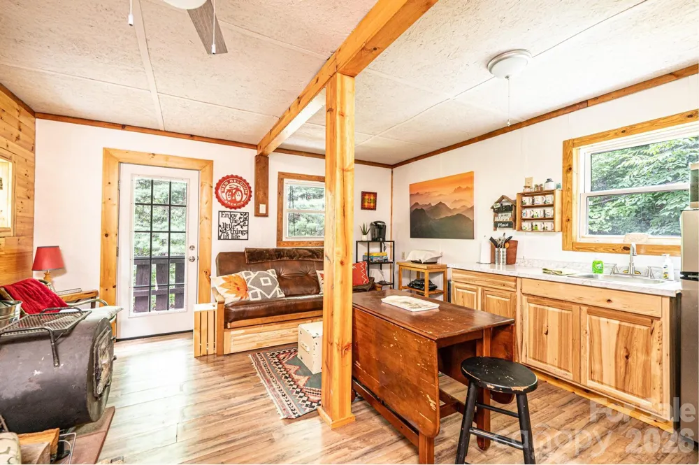 4462 Maple Grove Church Road Collettsville, NC 28611