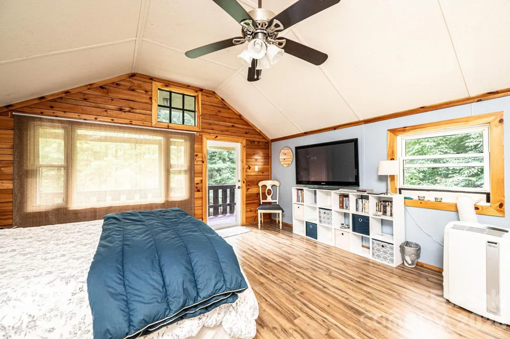 4462 Maple Grove Church Road Collettsville, NC 28611