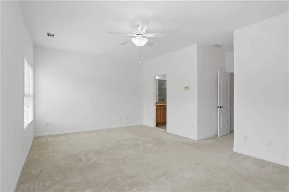 1013 Firethorne Pass Cumming, GA 30040