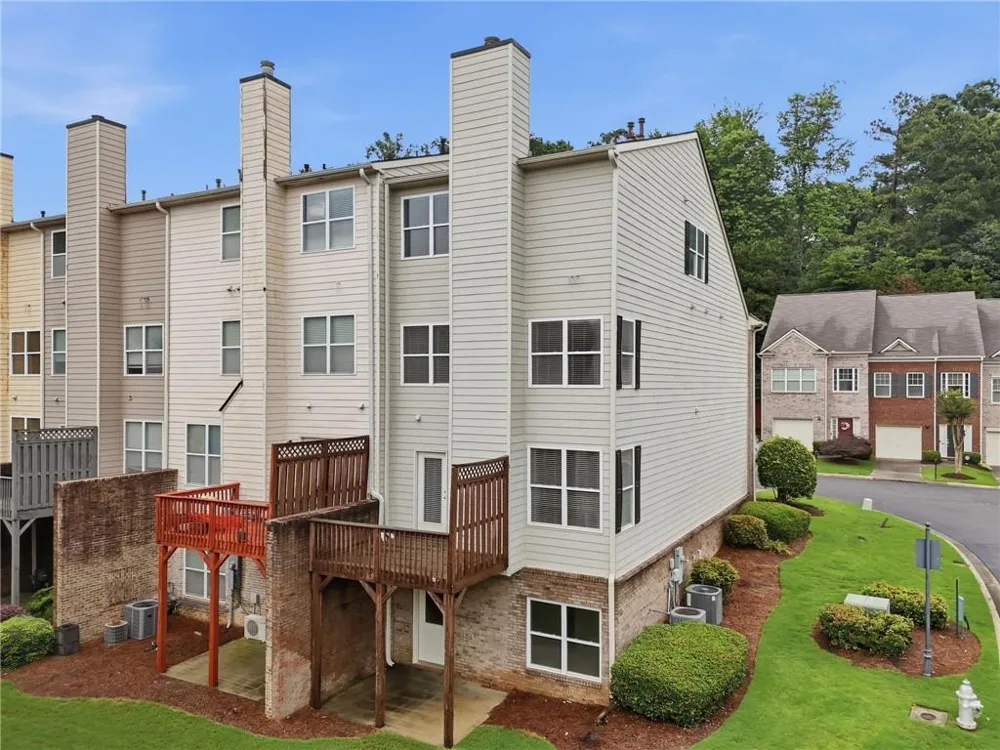 1013 Firethorne Pass Cumming, GA 30040