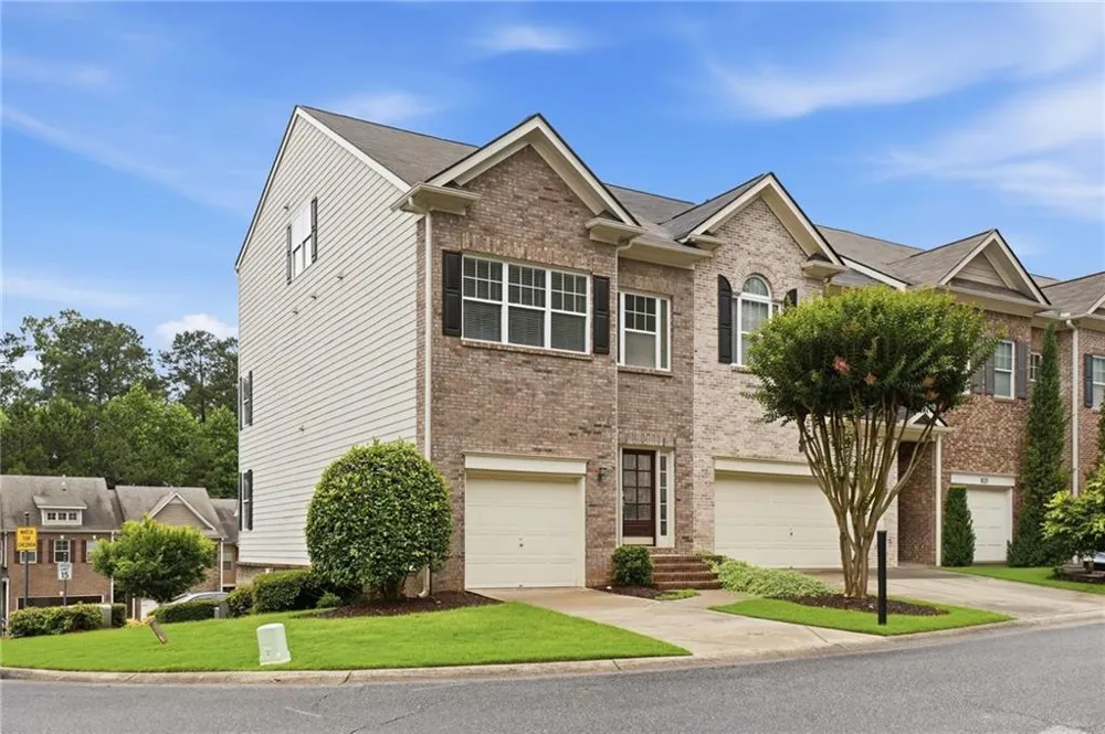 1013 Firethorne Pass Cumming, GA 30040