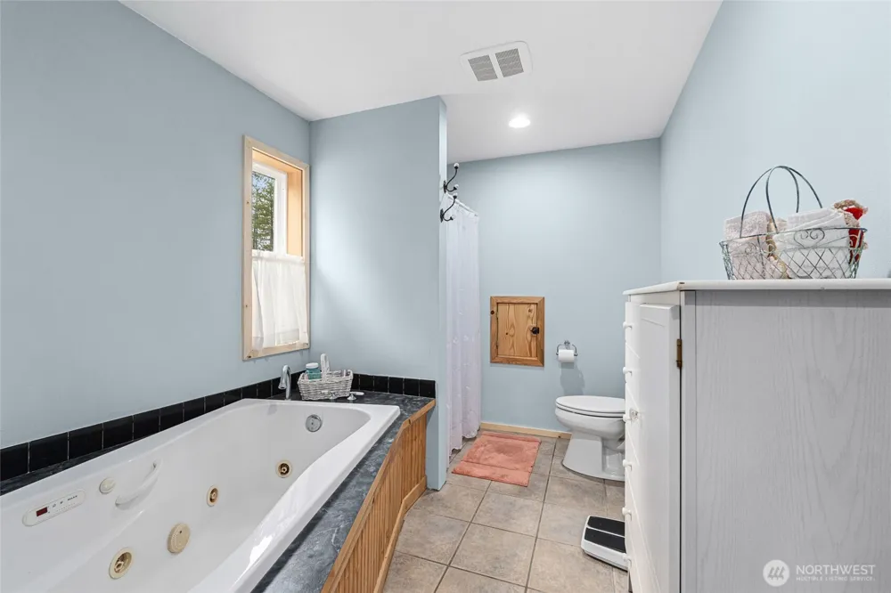 40048 Cayuse Cove E Davenport, WA 99122