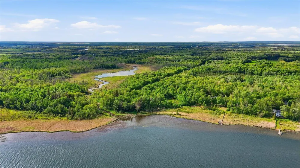 23506 Bezanis Road Cohasset, MN 55721