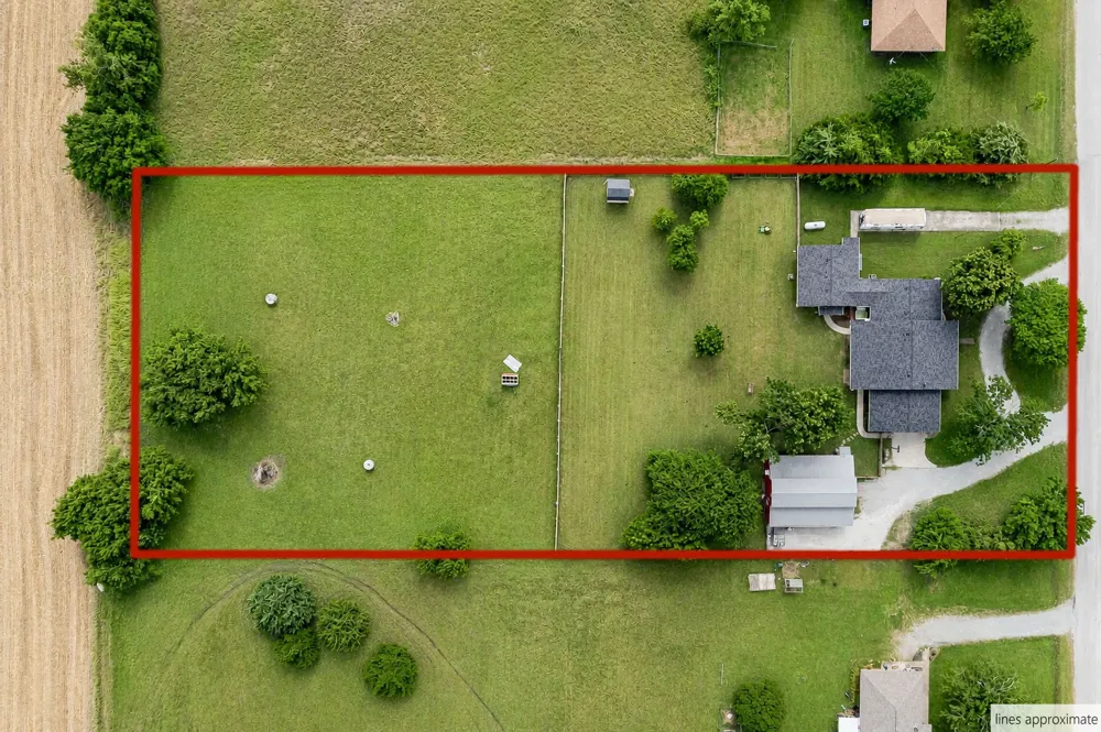 336 Meadows Estate Street Tom Bean, TX 75491