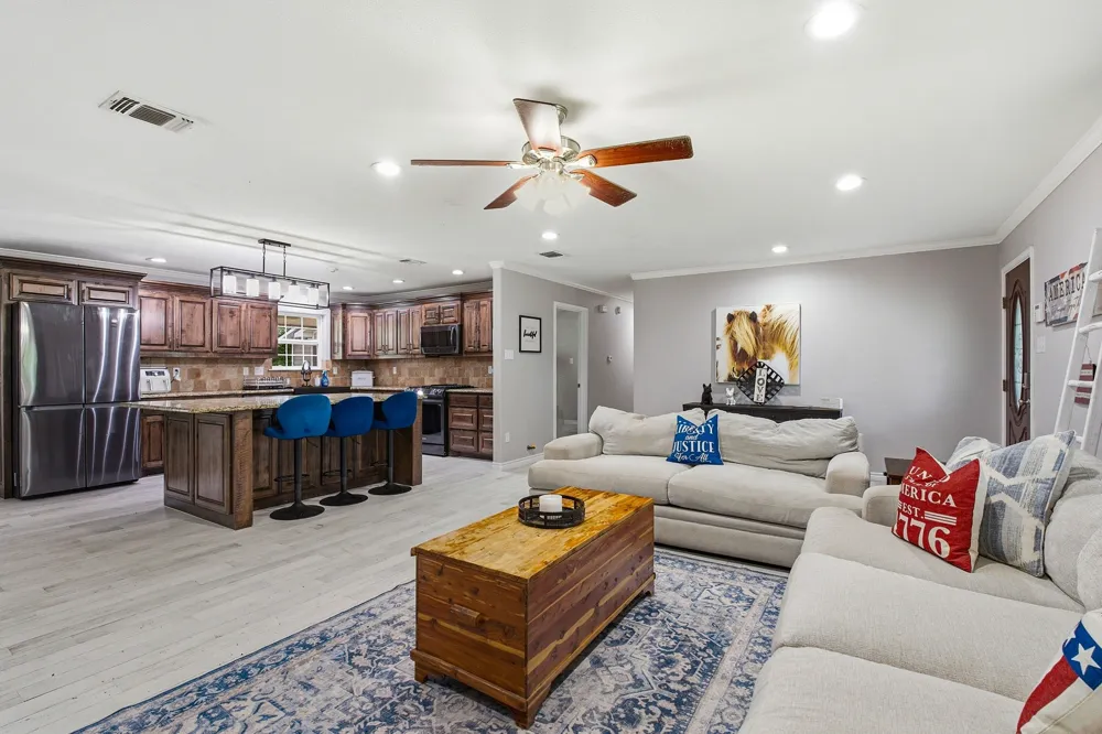 336 Meadows Estate Street Tom Bean, TX 75491