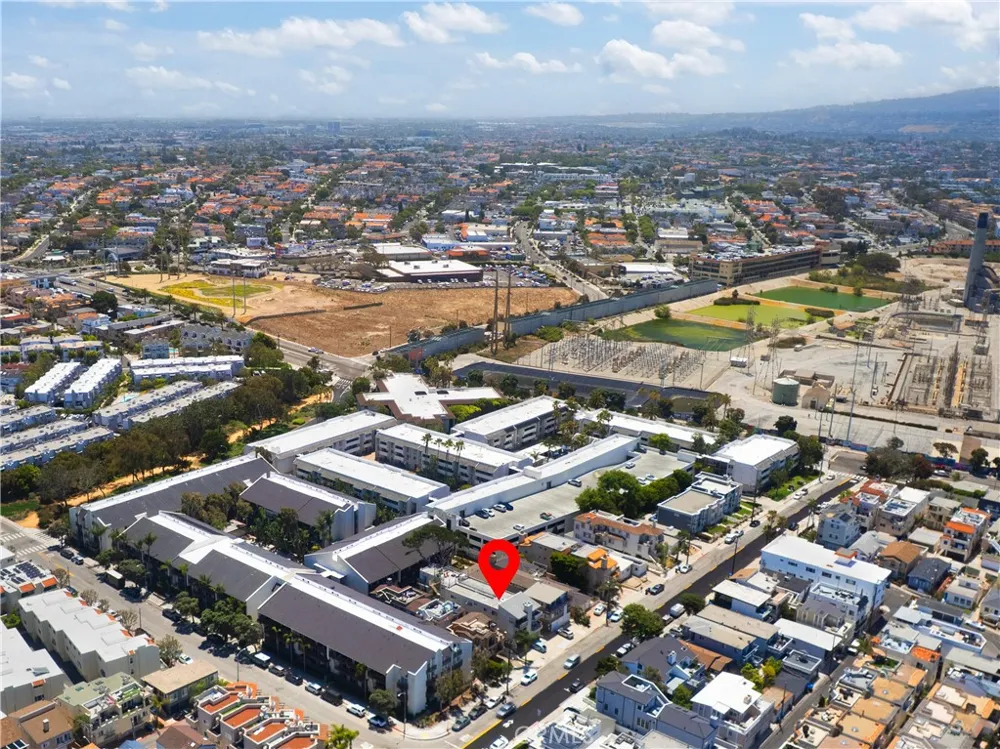 148 Monterey Boulevard Hermosa Beach, CA 90254