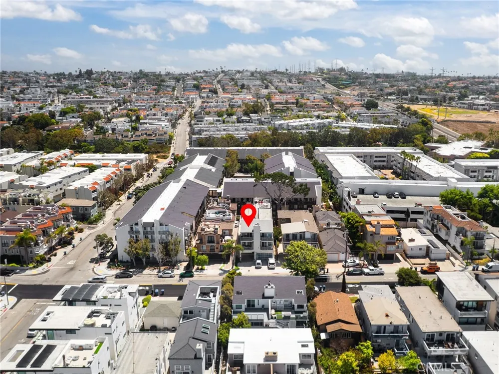 148 Monterey Boulevard Hermosa Beach, CA 90254