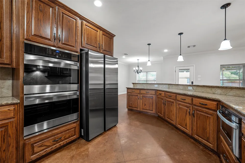 1509 Reagan Street West, TX 76691