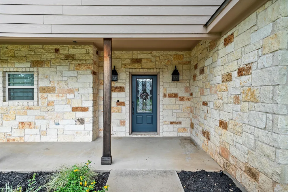 1509 Reagan Street West, TX 76691