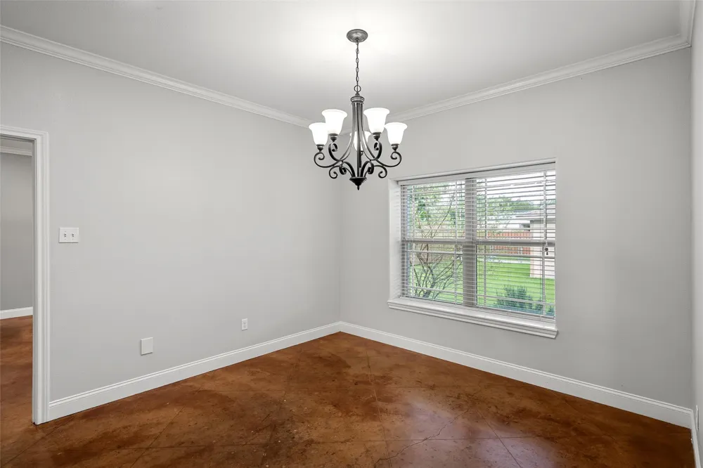 1509 Reagan Street West, TX 76691