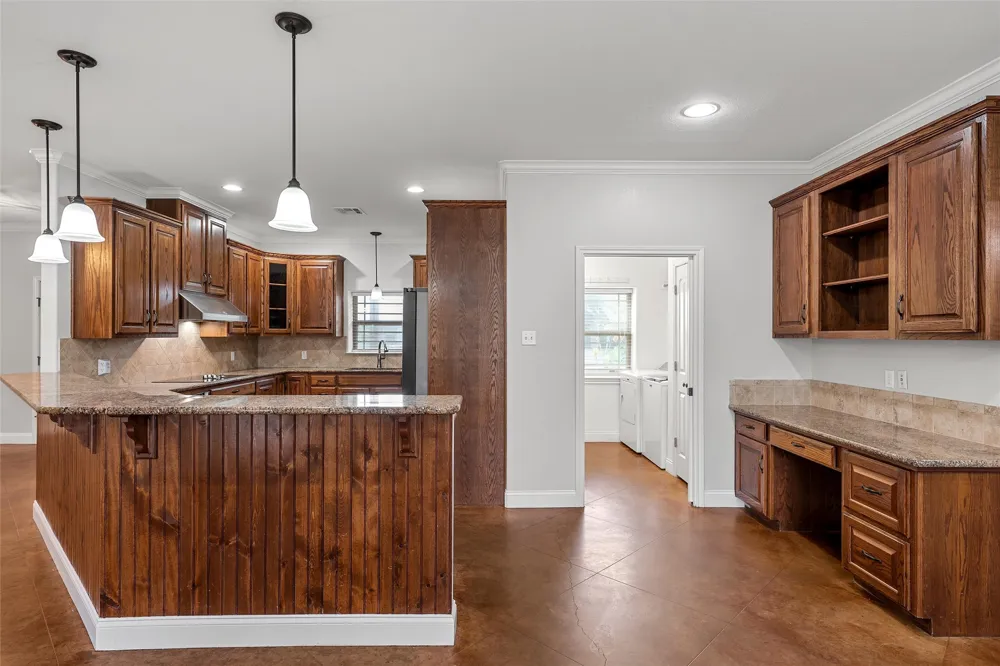 1509 Reagan Street West, TX 76691