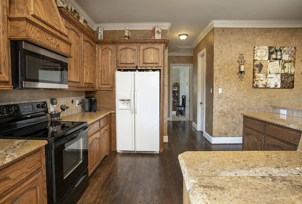 5200 Bayshore Drive Athens, TX 75752