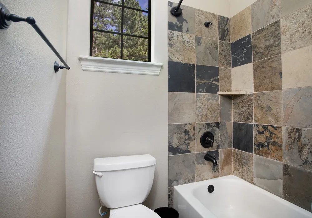 5200 Bayshore Drive Athens, TX 75752