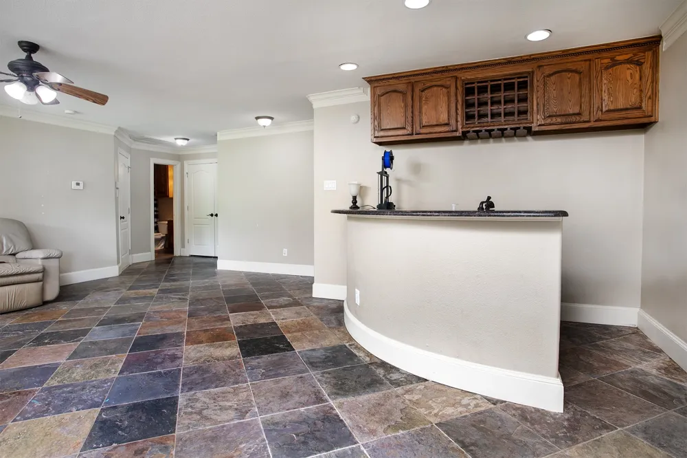 5200 Bayshore Drive Athens, TX 75752