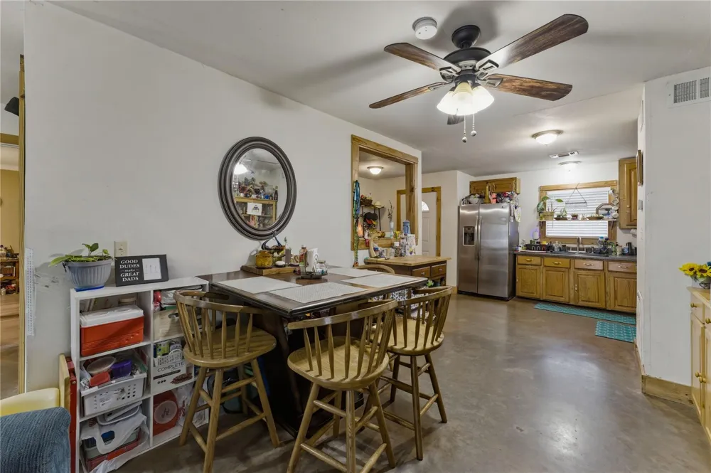 234 Park Drive La Grange, TX 78945
