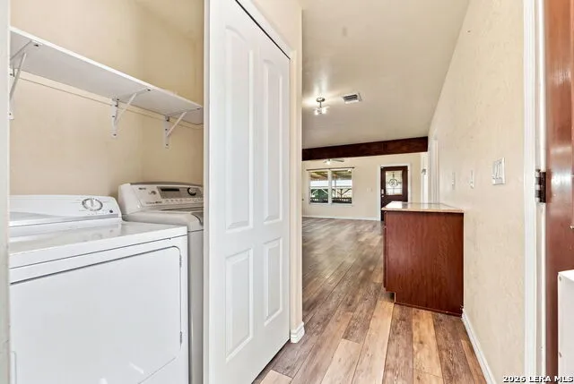 251 AVENUE J Poteet, TX 78065