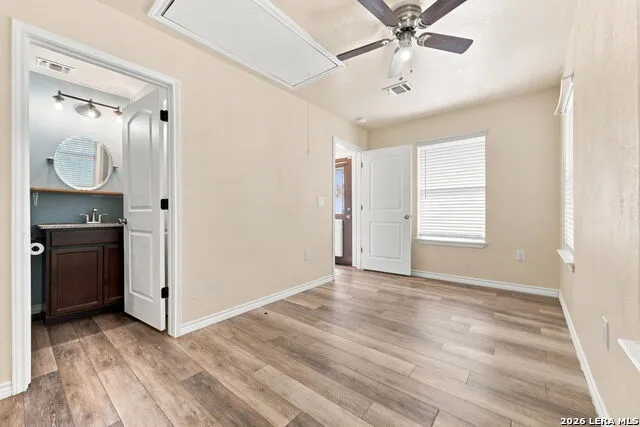 251 AVENUE J Poteet, TX 78065