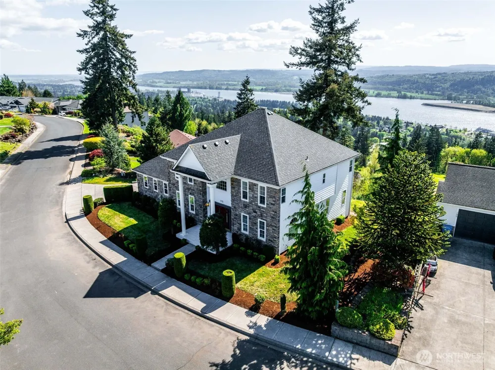 175 Eli Avery Avenue Kalama, WA 98625
