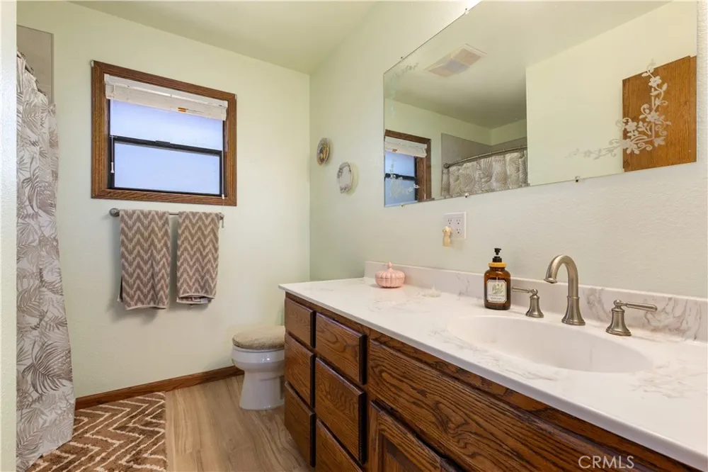 920 Park Way Lakeport, CA 95453