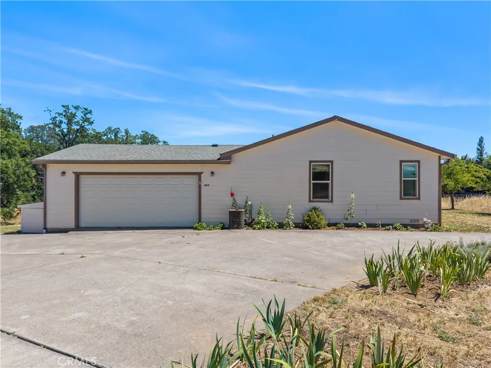 920 Park Way Lakeport, CA 95453