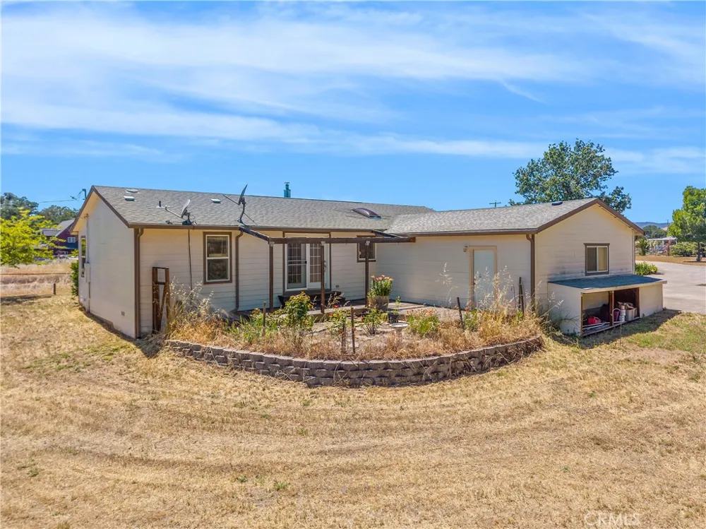 920 Park Way Lakeport, CA 95453