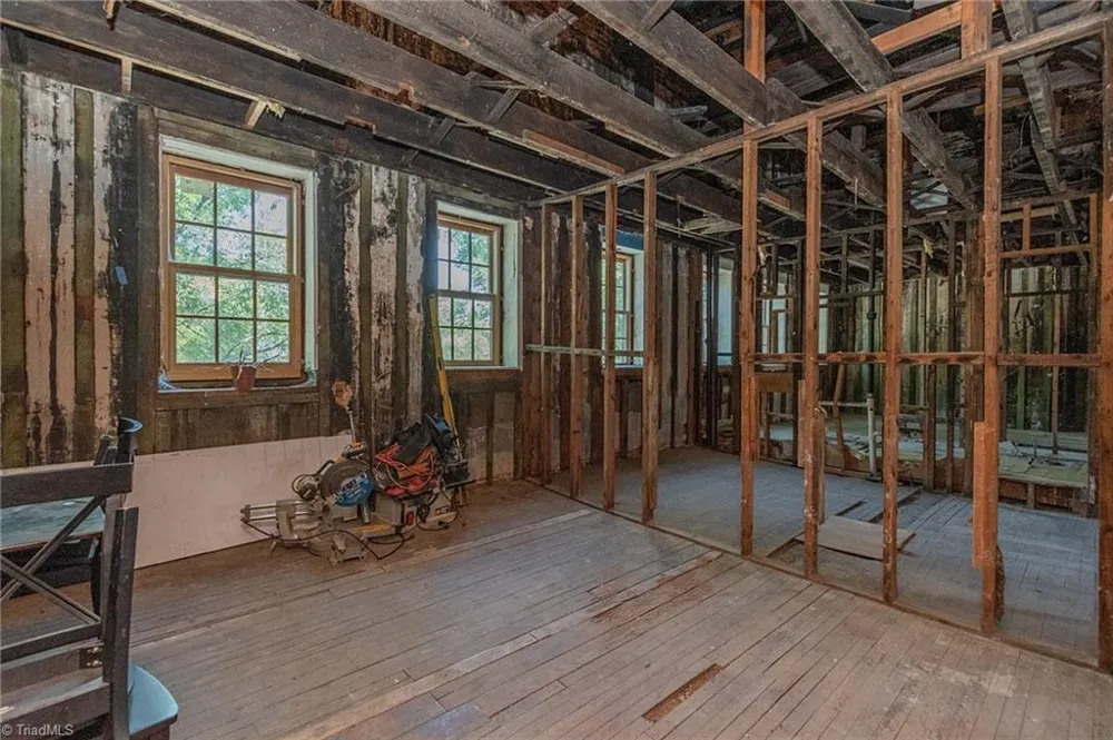 119 Main Street Lexington, NC 27292