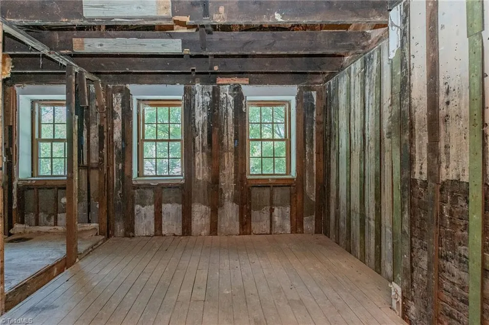 119 Main Street Lexington, NC 27292