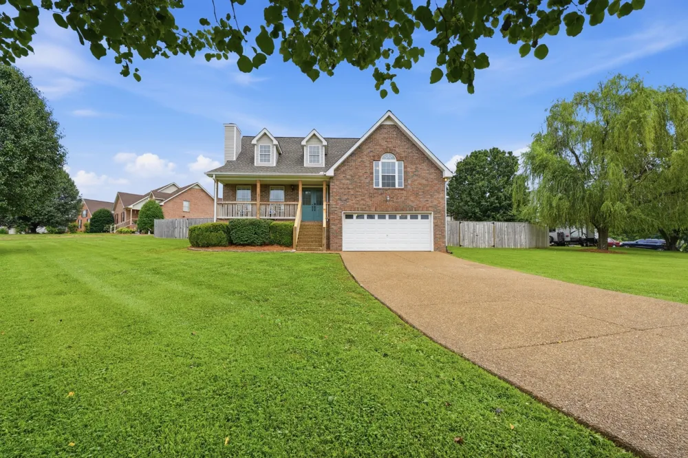104 Brookview Cir Goodlettsville, TN 37072