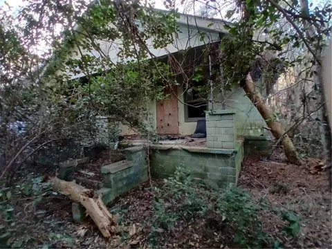 742 Campbell Road