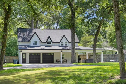 819 Sentinel Oaks