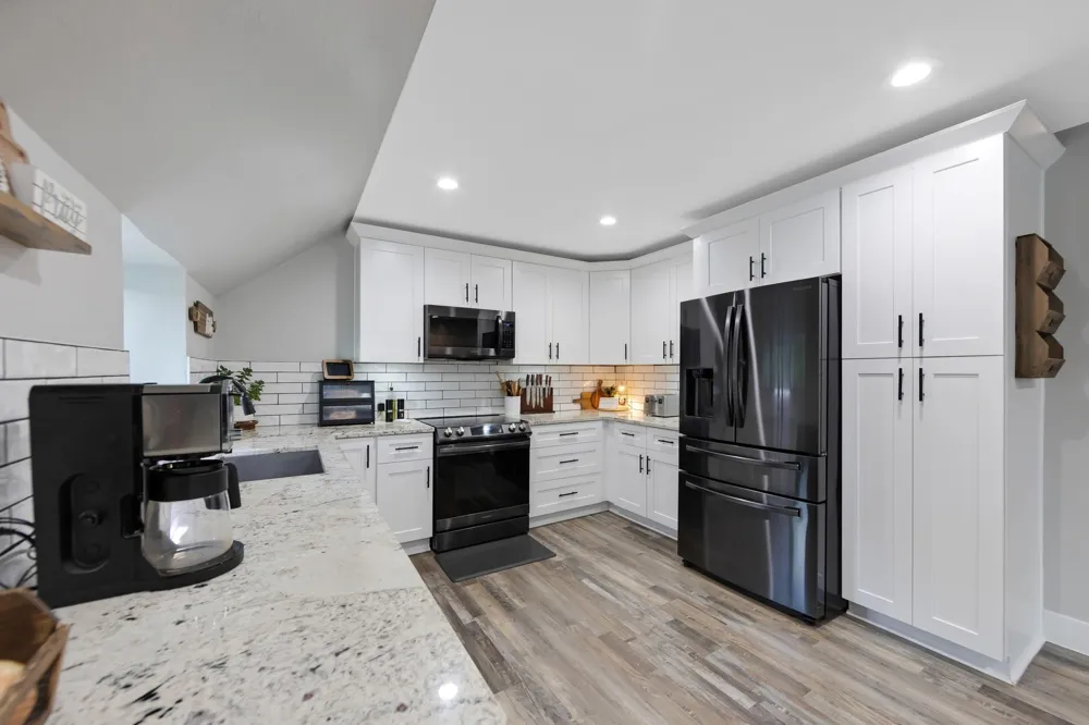 819 Sentinel Oaks Pinehurst, TX 77362