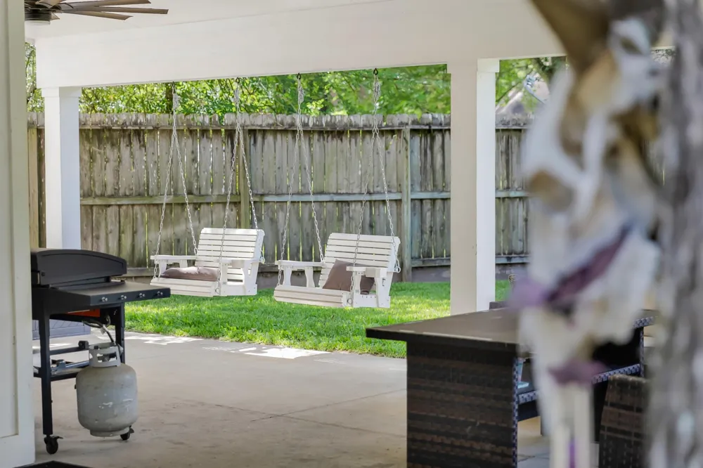 819 Sentinel Oaks Pinehurst, TX 77362
