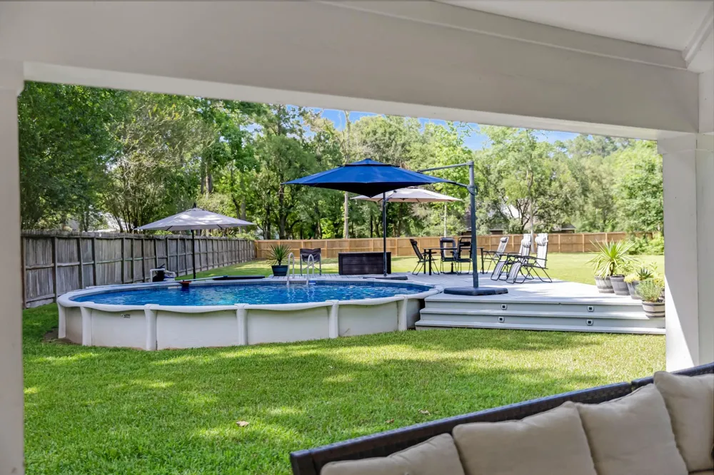 819 Sentinel Oaks Pinehurst, TX 77362
