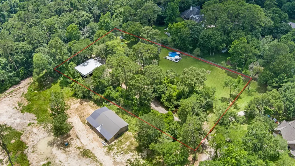 819 Sentinel Oaks Pinehurst, TX 77362