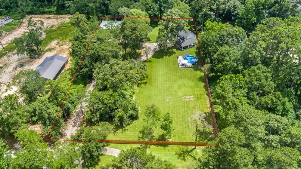 819 Sentinel Oaks Pinehurst, TX 77362