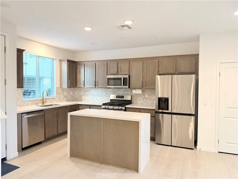29502 Marx Way Winchester, CA 92596